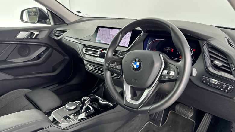 BMW 2 Series 218i Sport 4dr DCT Petrol Saloon